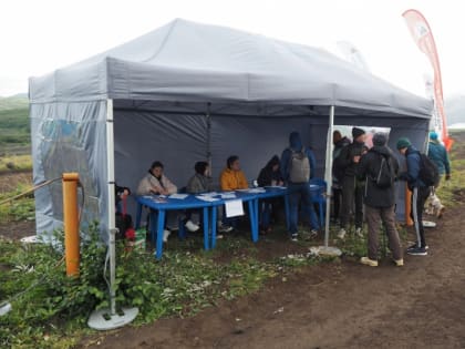 Несколько сот человек отправились в эти минуты на вершину Авачи