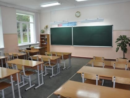 Участникам СВО будут доплачивать за работу в школе