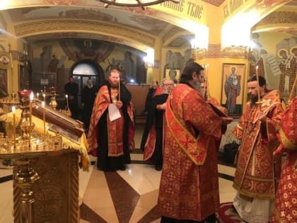 Всенощное бдение в канун праздника Новомучеников и исповедников Российских