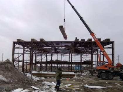 Новый спортзал в поселке Козыревск на Камчатке планируют сдать осенью этого года