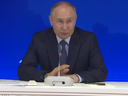 Президент РФ провёл встречу с дальневосточными молодыми специалистами