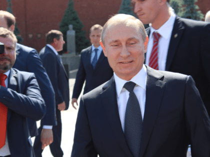 Президент призвал усилить диалог с гражданами на муниципальном уровне