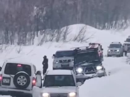 Дорожники продлили проезд к Вилючинскому перевалу