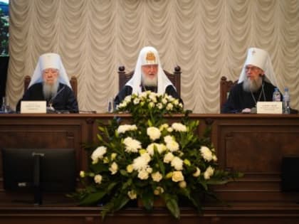 Архиепископ Феодор принял участие в работе Архиерейского совещания в Троице-Сергиевой Лавре