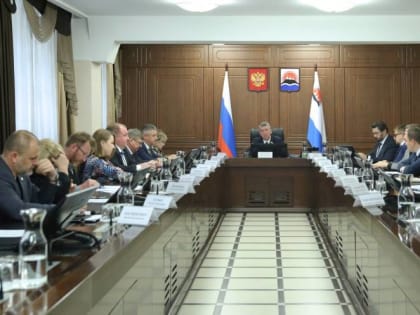 Бюджетный комитет краевого парламента провел заседание в рамках предсессионной недели