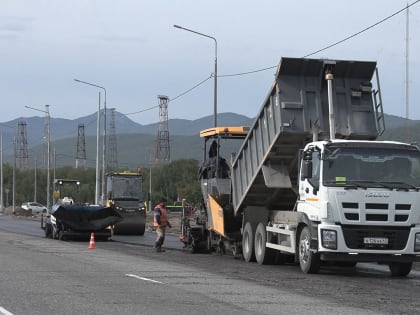 Сергей Миронов поздравил работников дорожного хозяйства с профессиональным праздником