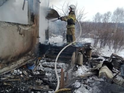 Погорельцы из дачного дома на Камчатке не смогли назвать точный адрес, где они находятся