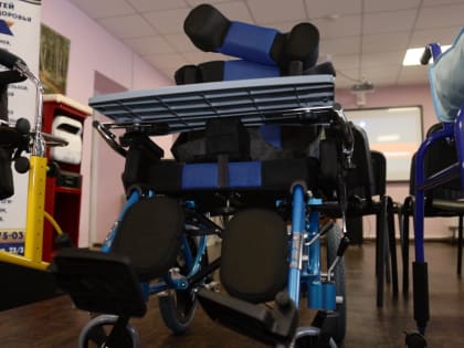 Семьи с детьми с ограниченными возможностями здоровья могут бесплатно получить средства реабилитации на Камчатке