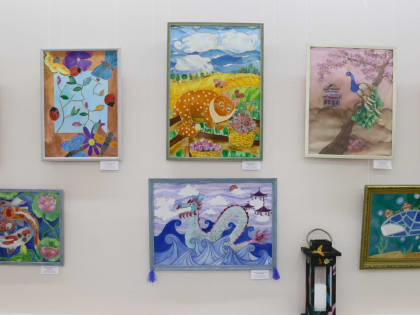 Жителей Камчатки приглашают посетить выставку работ учащихся детских художественных и школ искусств полуострова