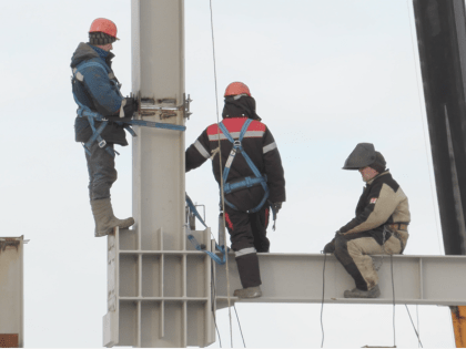 Модульный спортзал в селе Соболево на Камчатке планируют достроить в следующем году.