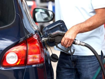 На Камчатке стоимость бензина и дизтоплива значительно выше среднероссийских цен