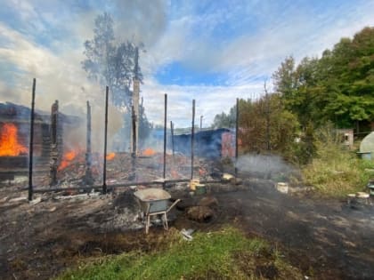 На Камчатке сгорела двухэтажная дача