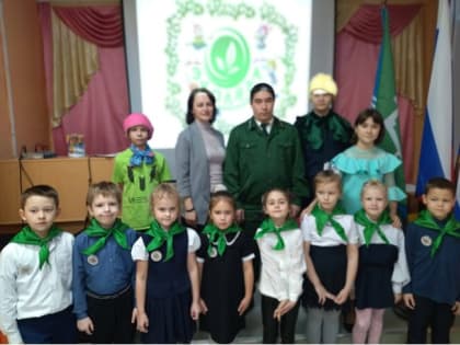 Школьников села Соболево на Камчатке познакомили с профессиями лесника и лесничего