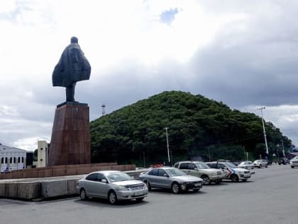 У памятника Ленину в центре Петропавловска-Камчатского установили зоны охраны
