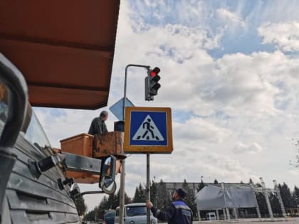 Водителей начали штрафовать за проезд на желтый свет - автоэксперт предупредил