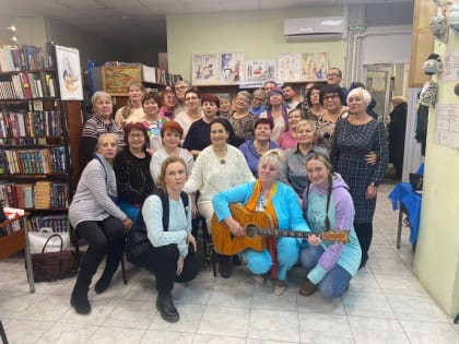 Под звуки музыки