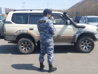 Land Cruiser Prado конфисковали на Камчатке у злостного нарушителя ПДД