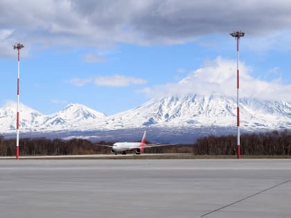 Вылет московского рейса с Камчатки задержали из-за сугробов на перроне