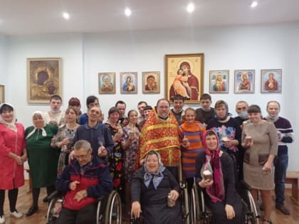 Литургия в Доме-интернате п. Ягодный