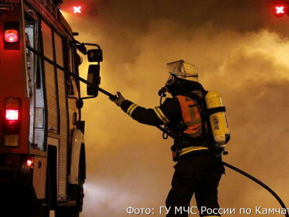 В Петропавловске горело здание продуктового магазина