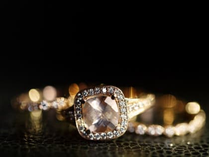 Камчатцы реже стали пользоваться услугами ломбардов