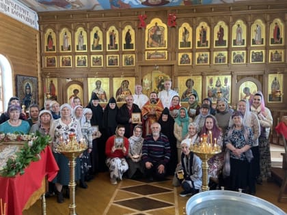 Престольный праздник храма в честь иконы Божией Матери «Живоносный Источник»