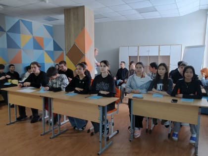 Подростков на Камчатке учили не теряться в лесу