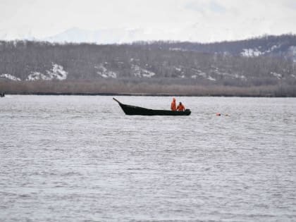 Усть-камчатские рыбаки первыми вышли на промысел лосося
