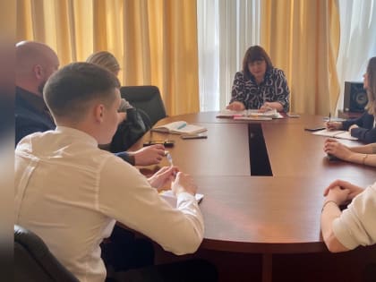 Вопросы сотрудничества между МФЦ и органами записи актов гражданского состояния обсудили на Камчатке