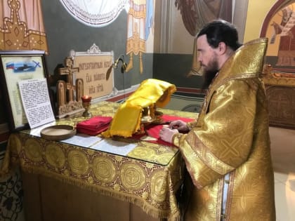 Богослужения в день сщмч. Игнатия Богоносца и годовщину гибели траулера «Аметист»