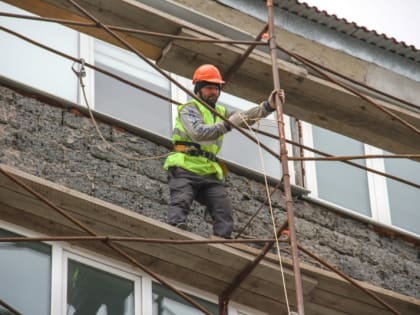 Россиянам закручивают гайки со взносами на капремонт