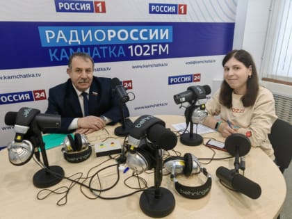 Саргис Сароян в прямом радиоэфире рассказал о работе депутатского корпуса