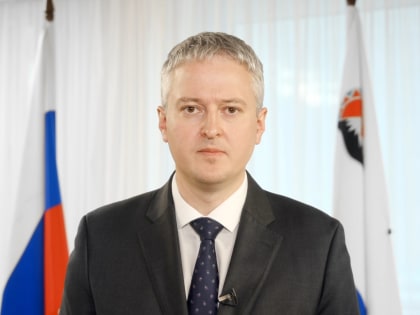 Владимир Солодов поздравил моряков-подводников на Камчатке с профессиональным праздником