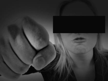 Буйная мать на Камчатке нанесла побои чиновнице