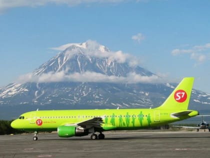 Рейсы из Новосибирска на Камчатку станут летать чаще из-за туристов