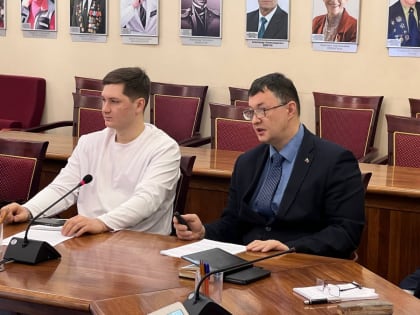 Зампред городской избирательной комиссии провёл лекцию с молодёжным парламентом ко Дню молодого избирателя