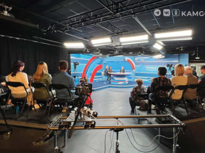 На Камчатке прошла прямая линия с губернатором Владимиром Солодовым