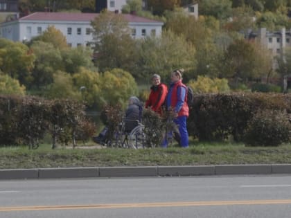 Маломобильные камчатцы посетили Халактырский пляж и центральную городскую набережную