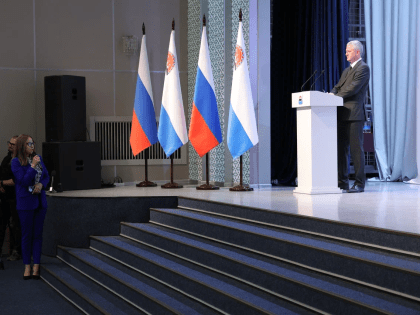 Владимир Солодов ответил на вопрос о кадровом обеспечении в учреждении здравоохранения