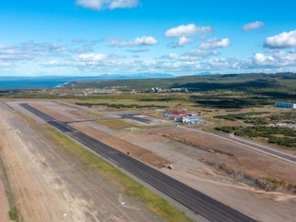 Завершается реконструкция взлетно-посадочной полосы в аэропорту Усть-Камчатска