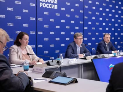 "Единая Россия" и Минтруда подготовят поправки в закон о занятости и Трудовой кодекс