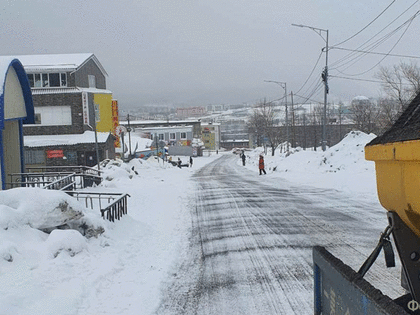 В Петропавловске дорожные службы устраняют последствия циклона