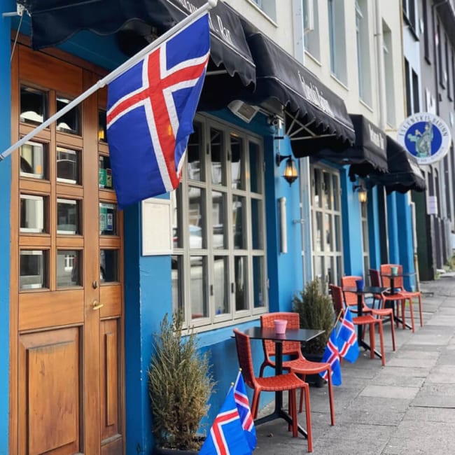 Íslenski Barinn