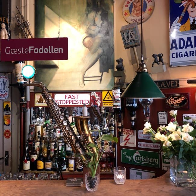 Palæ Bar