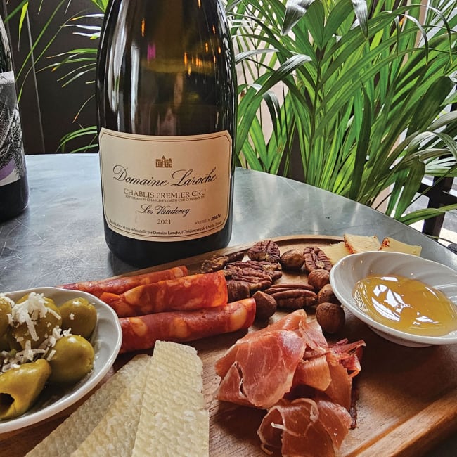 Bubbly Bistro & Wine