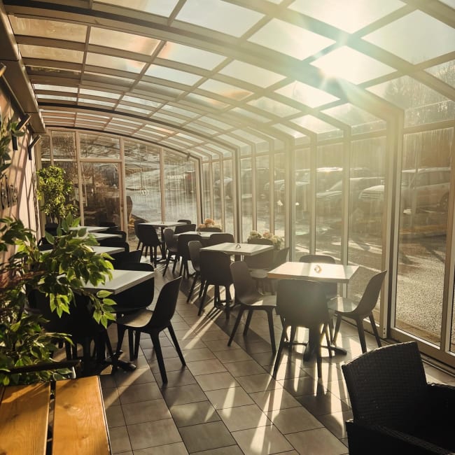 Salt Cafe & Bistro