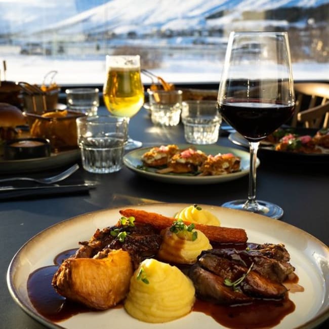 Hótel Ísafjörður - Logn restaurant & bar
