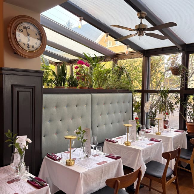 Snaps Bistro