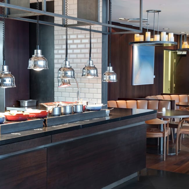 DOM Brasserie & Bar