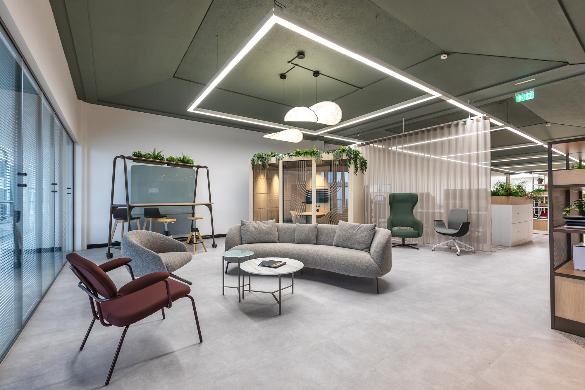 The Future of Office Design: Key Trends for 2025.